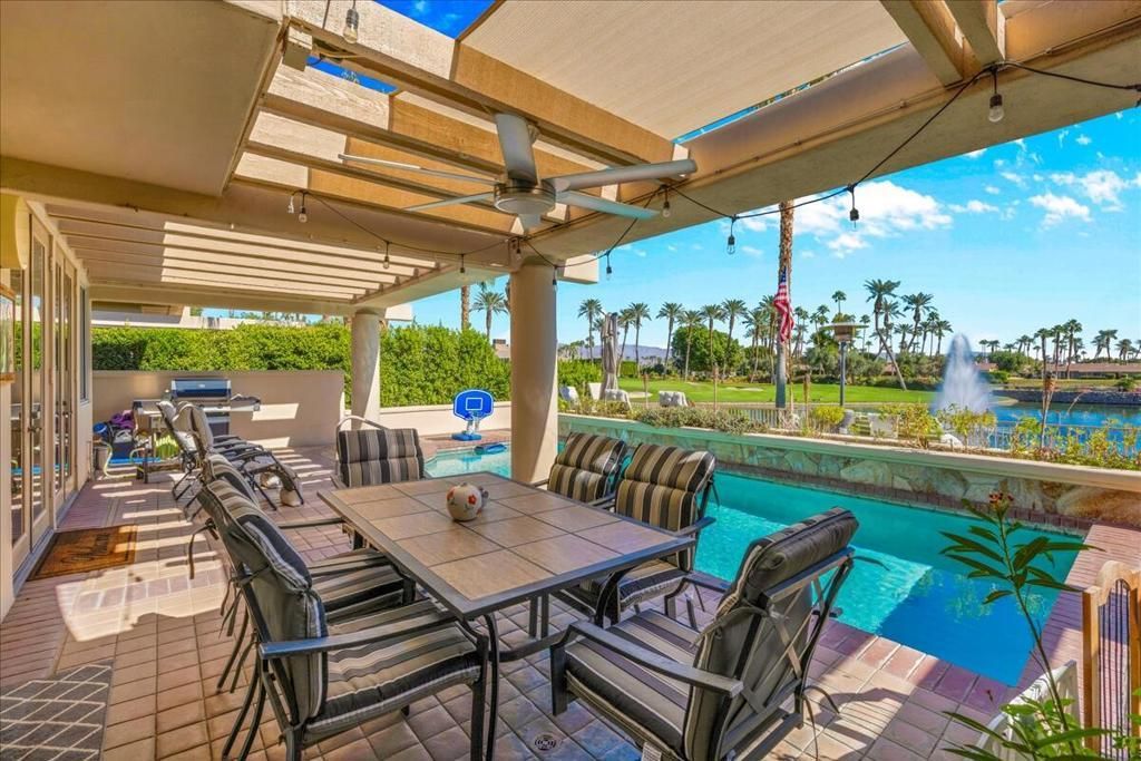 75467 Riviera Drive, Indian Wells