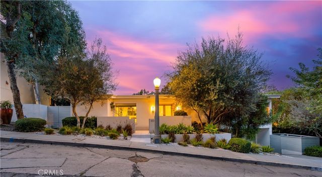 4011 Farmouth, Los Angeles