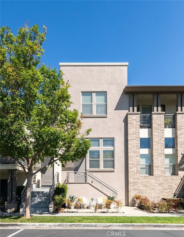 5341 Strand 105, Hawthorne.