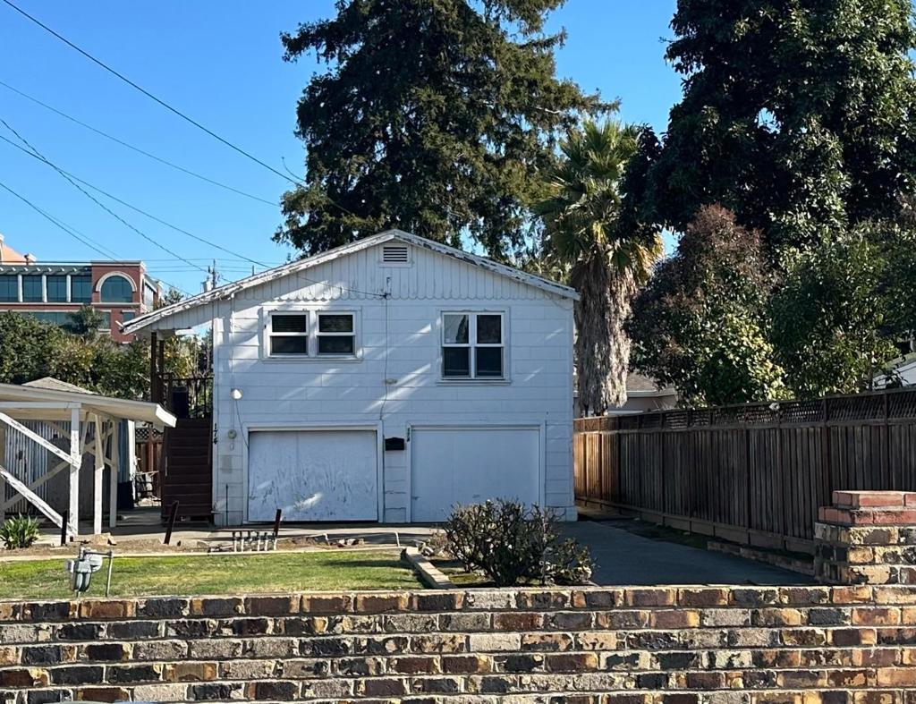 Photo of Listing #ML82037928