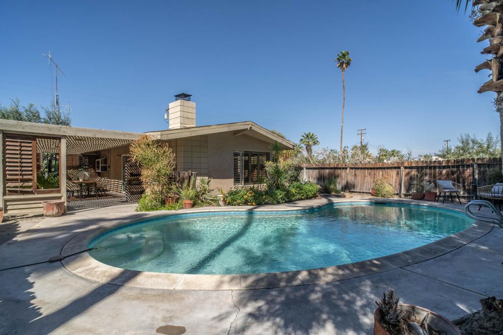 44841 San Jacinto Avenue, Palm Desert