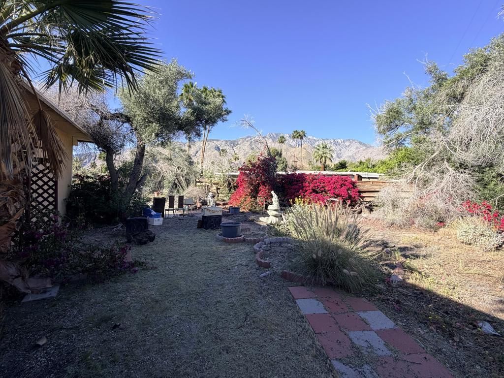 2290 N Milben Circle, Palm Springs