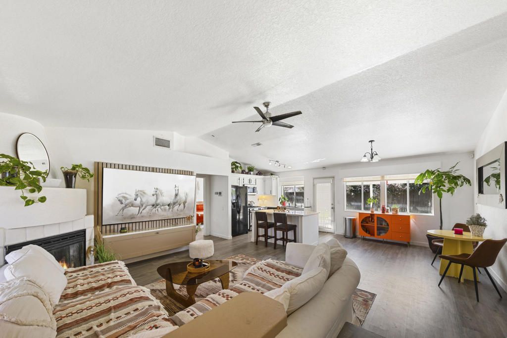 30629 Camrose Drive, Cathedral City