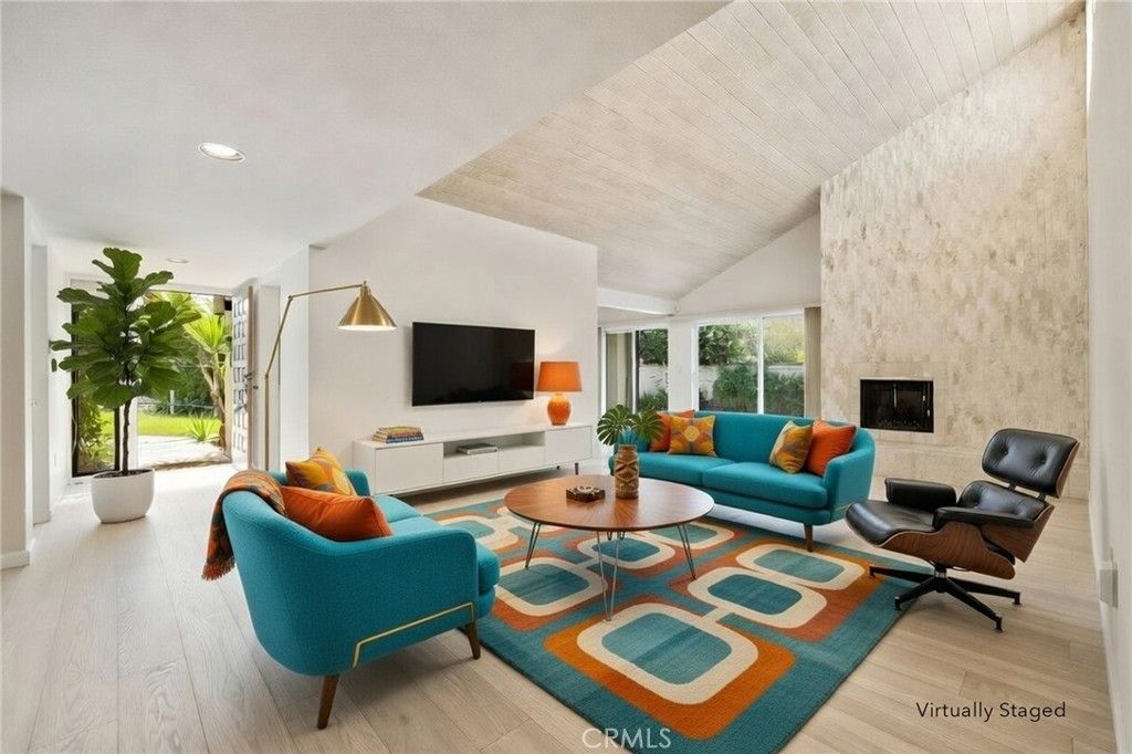 255 E Avenida Granada # 211, Palm Springs