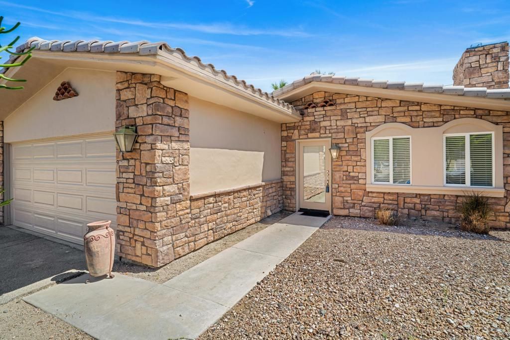 54400 Avenue Rubio, La Quinta