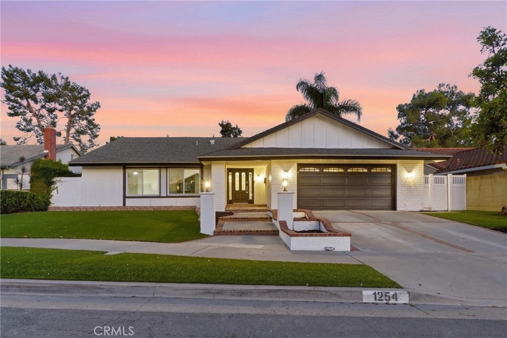 Photo of Listing #OC26059068