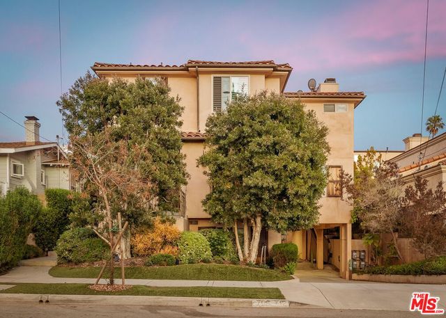 710 Virginia Street, El Segundo.