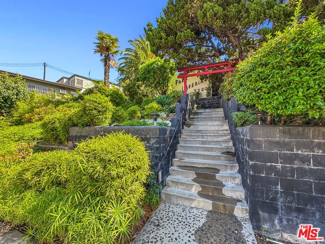 3320 Griffith Park Boulevard # 4, Los Angeles