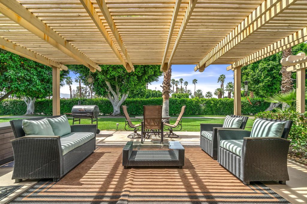 41545 Woodhaven Drive E, Palm Desert