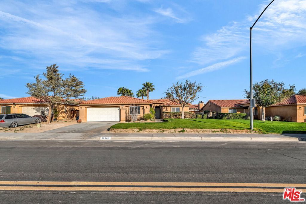 30940 Robert Road, Thousand Palms