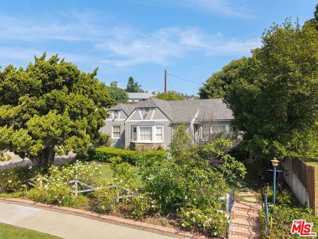 3711 Monon Street, Los Angeles