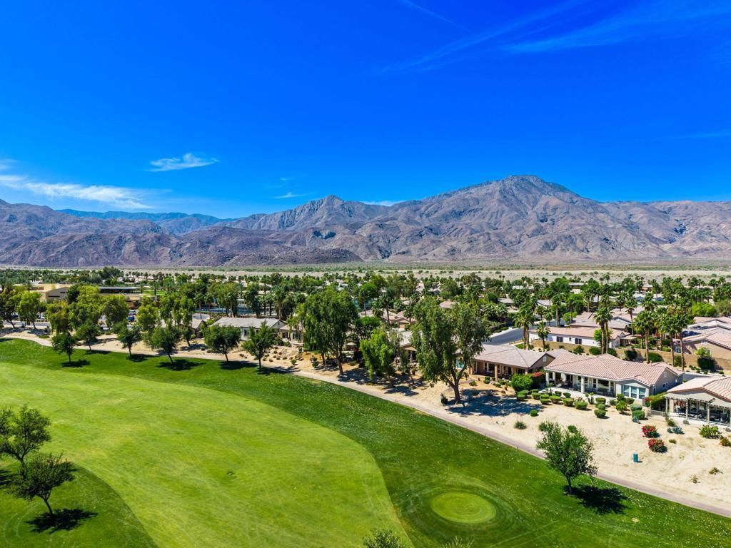 60520 Desert Rose Drive, La Quinta