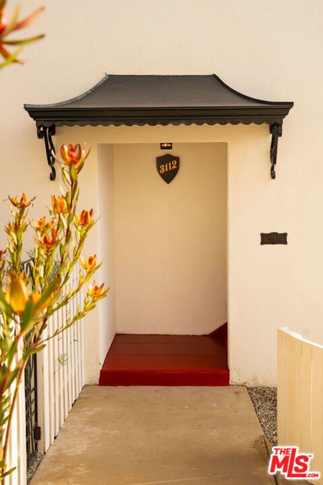 3112 Griffith Park Boulevard, Los Angeles