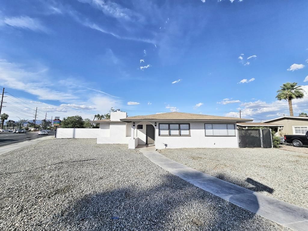 82012 Sierra Avenue, Indio