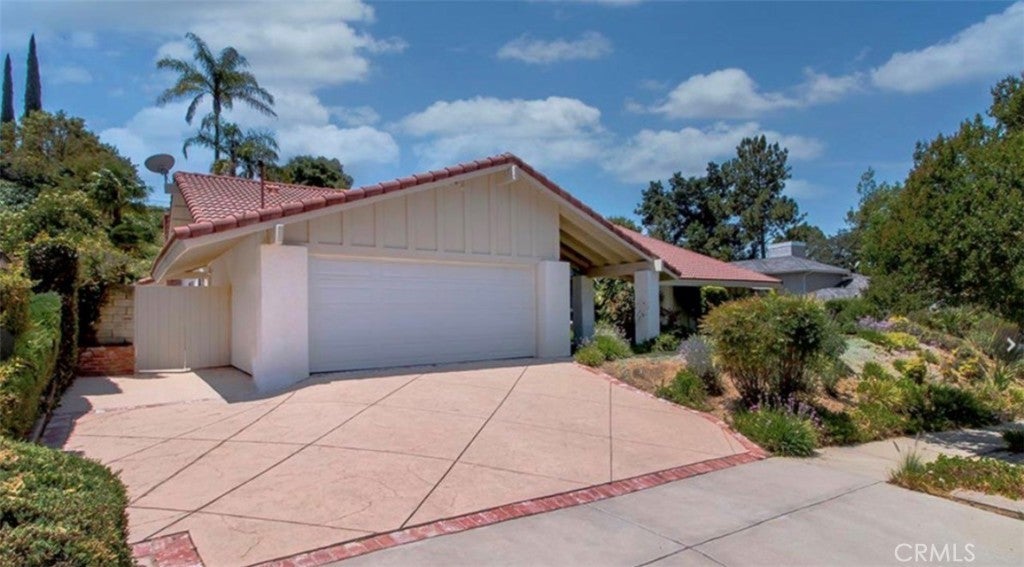 Photo of Listing #SR26079835