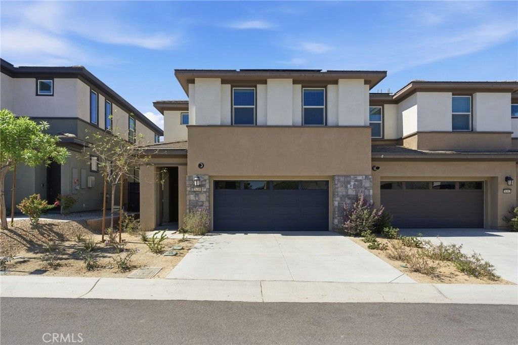 76300 Oxford, Palm Desert