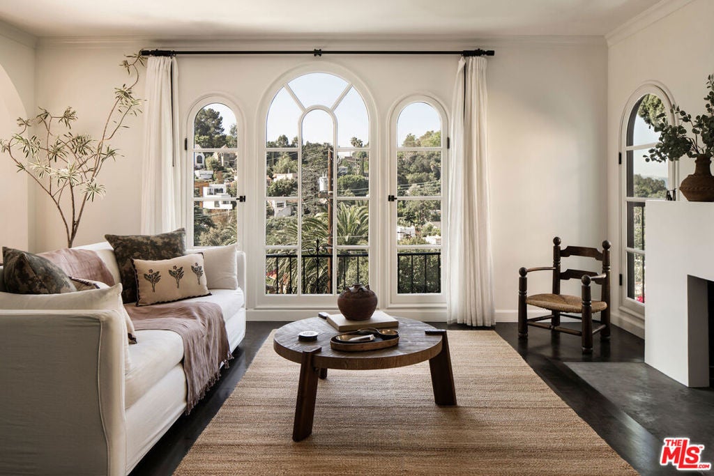 Photo of Listing #26666247