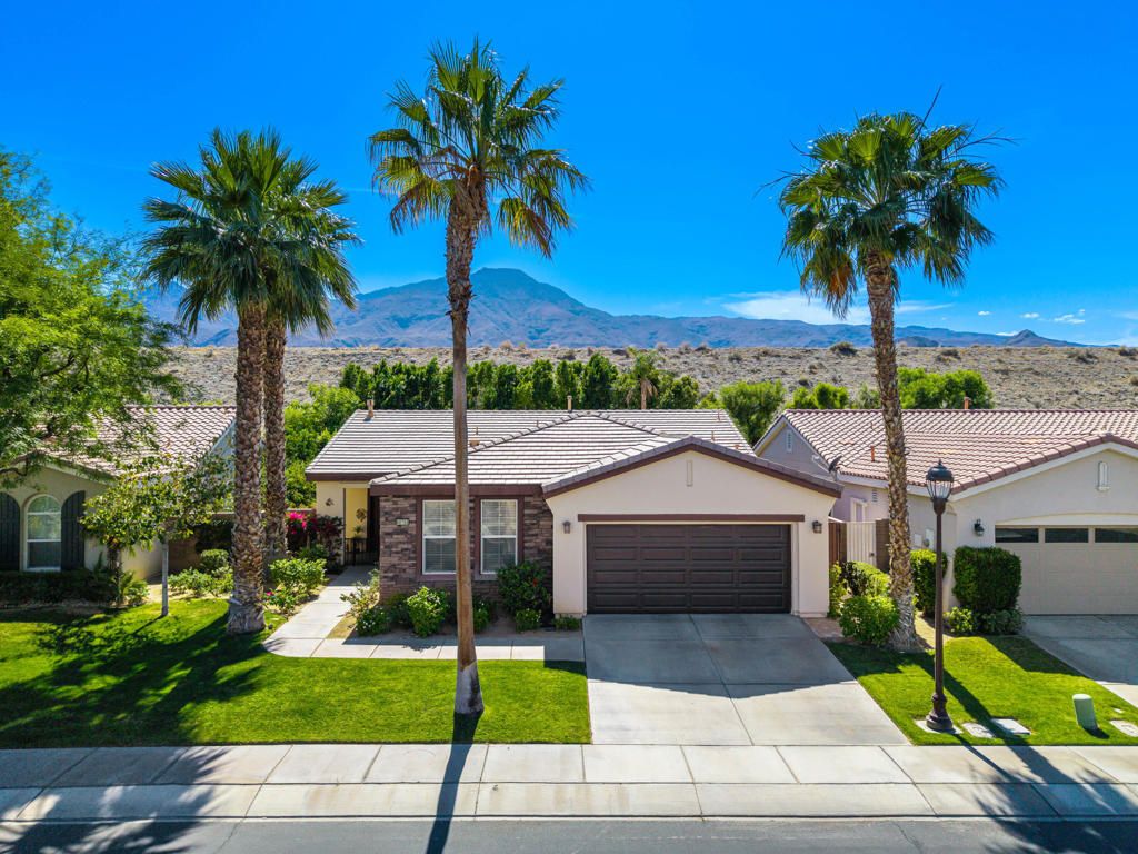 60755 Living Stone Drive, La Quinta