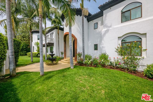 4705 Los Feliz Boulevard, Los Angeles