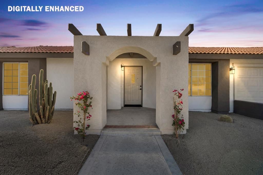 68045 Vista Chino, Cathedral City