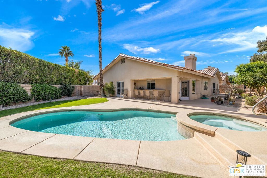 40530 Glenwood Lane, Palm Desert