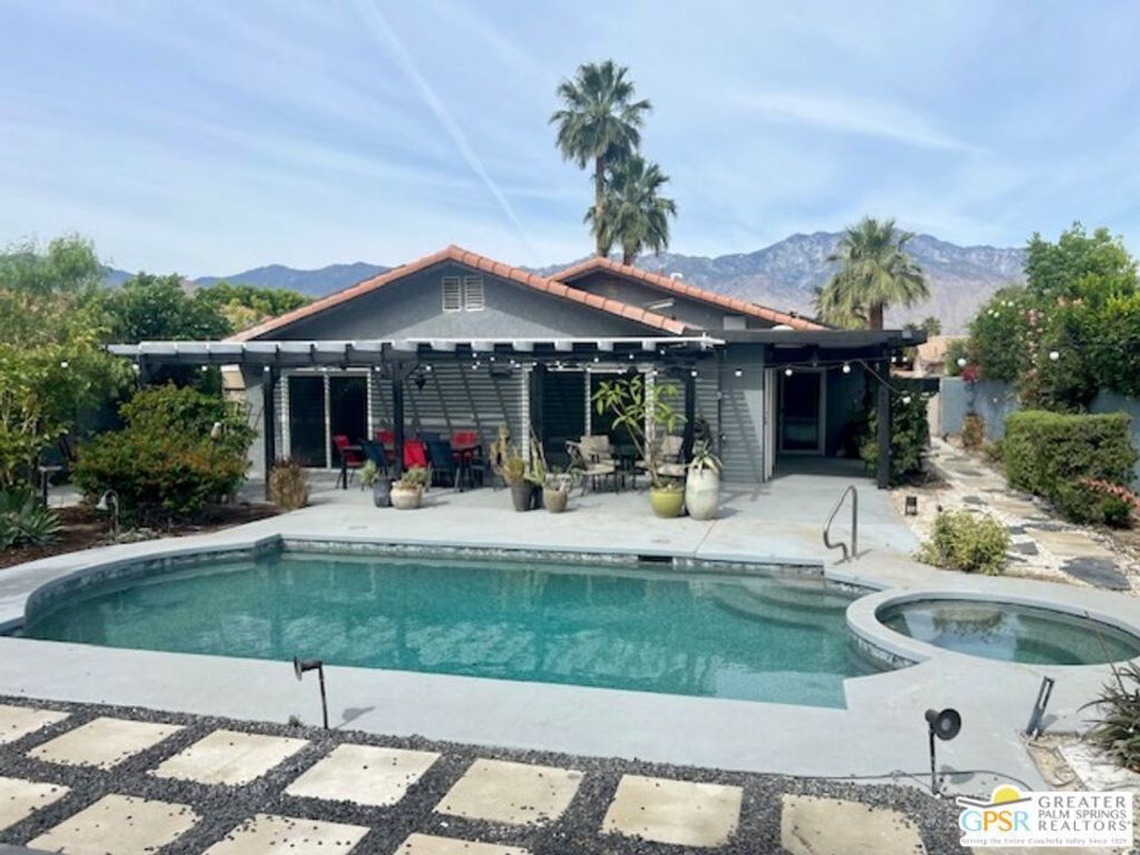 34440 Linda Way, Cathedral City