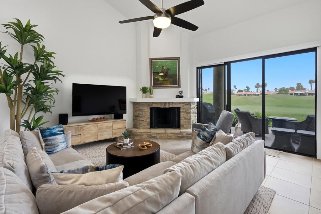 80563 Pebble Beach, La Quinta