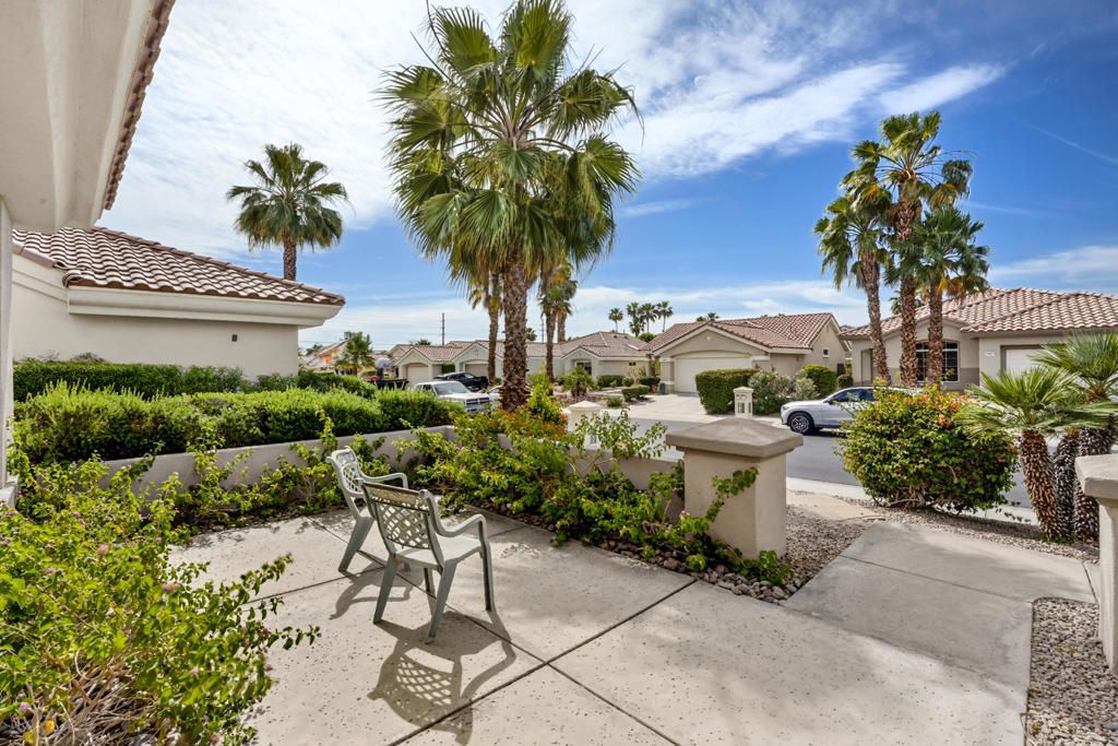 78906 Edgebrook Lane, Palm Desert