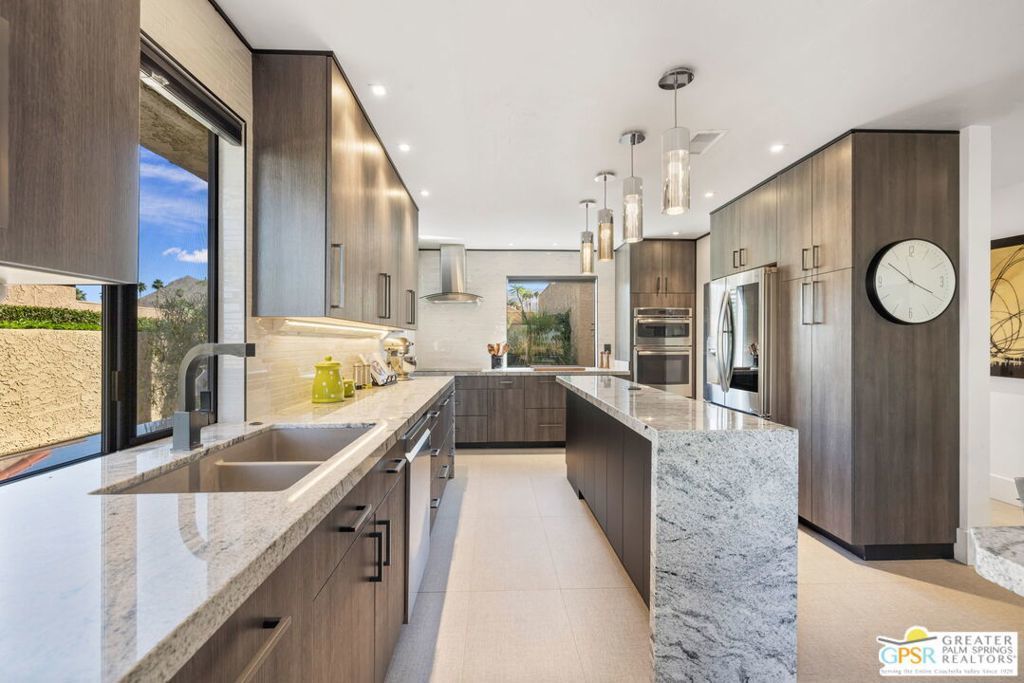 48646 Wolfberry Court, Palm Desert