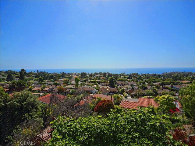 1132 Via Zumaya, Palos Verdes Peninsula.