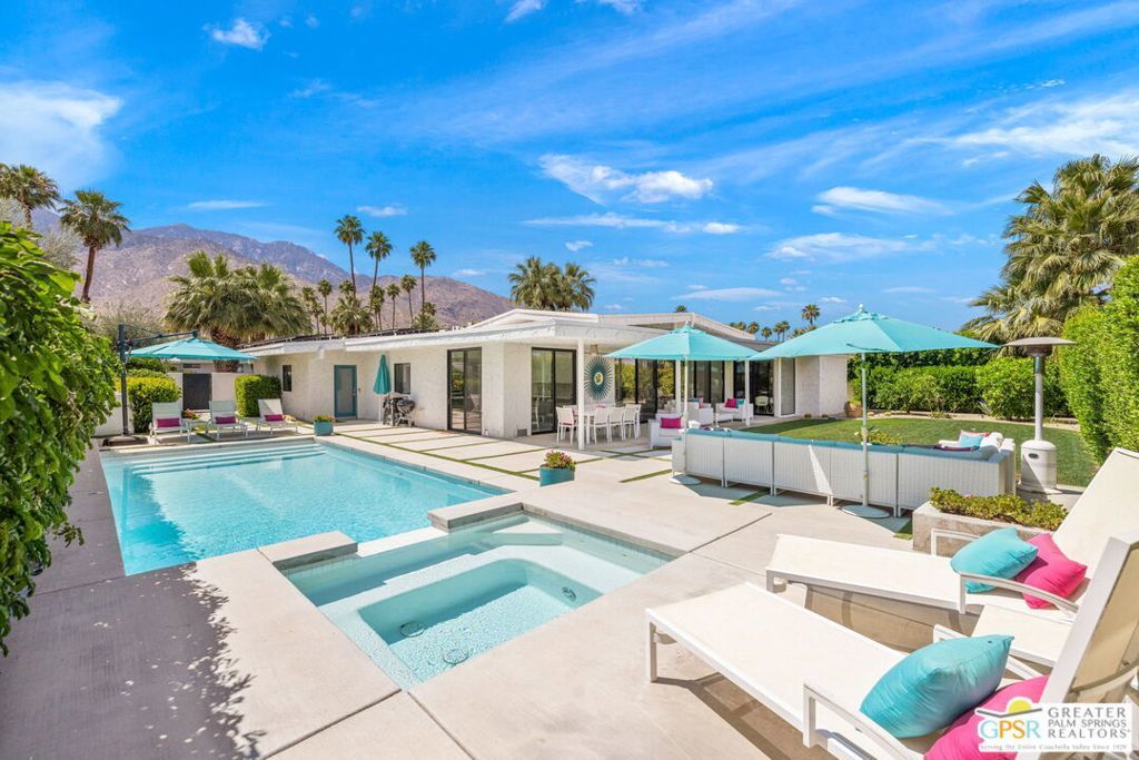 2462 S Toledo Avenue, Palm Springs