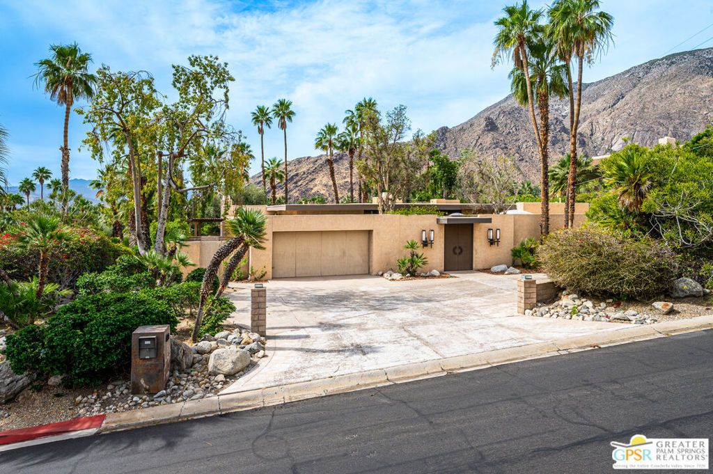601 W Stevens Road, Palm Springs