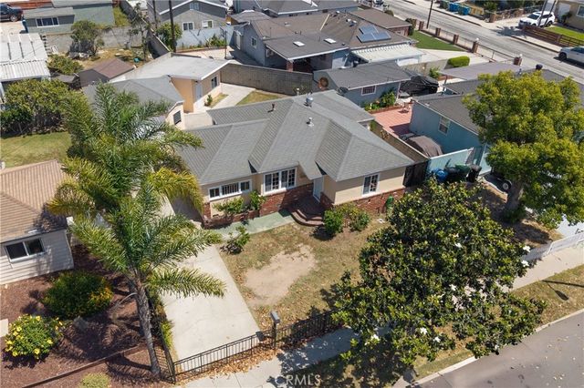 14608 S Denver, Gardena.