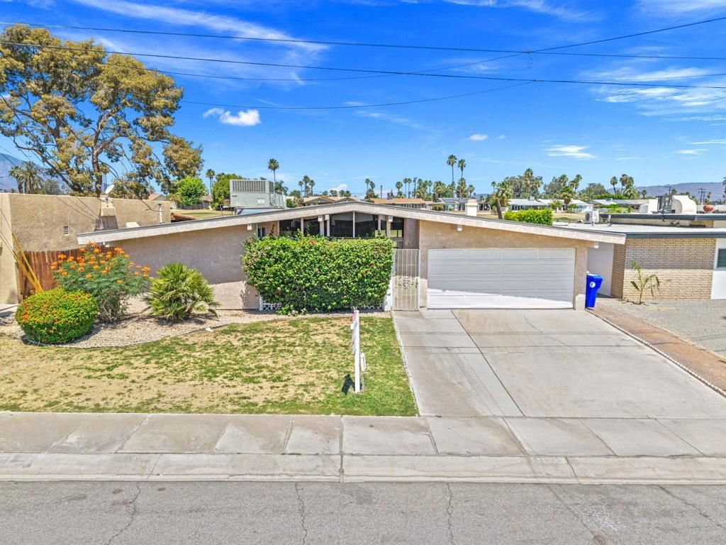 43695 Louisiana Street, Palm Desert