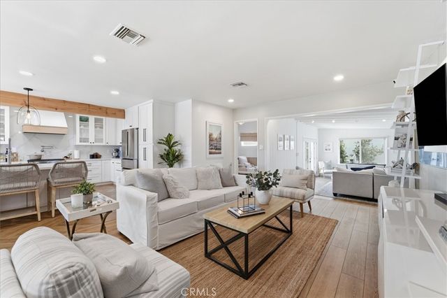 5308 W 142nd Place, Hawthorne.