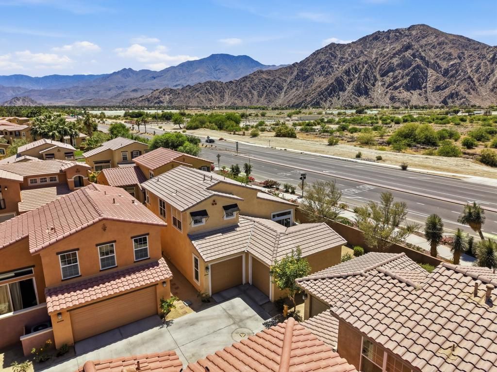 52245 Desert Spoon Ct, La Quinta