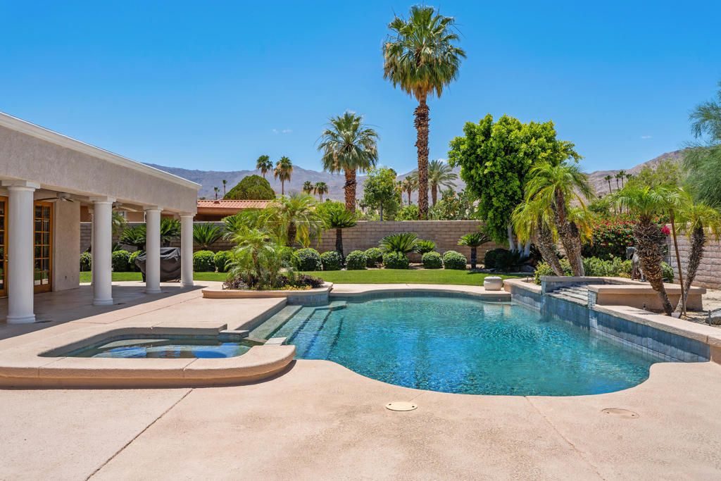73210 Amber Street, Palm Desert