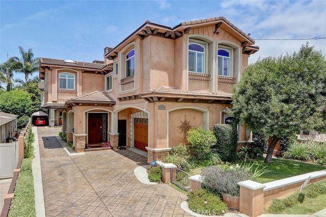 1911 Curtis Avenue A, Redondo Beach.