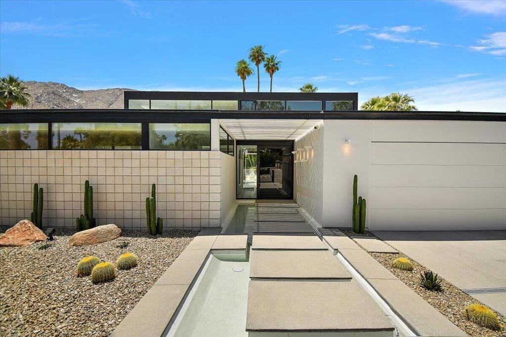 1175 Camino Mirasol, Palm Springs