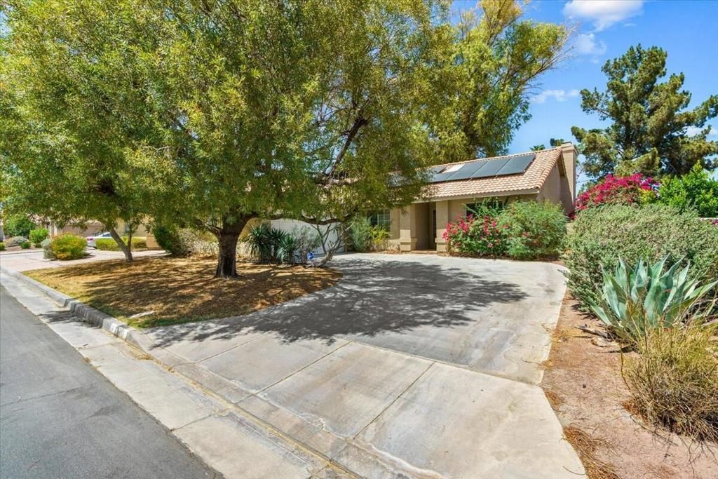 73816 White Sands Drive, Thousand Palms