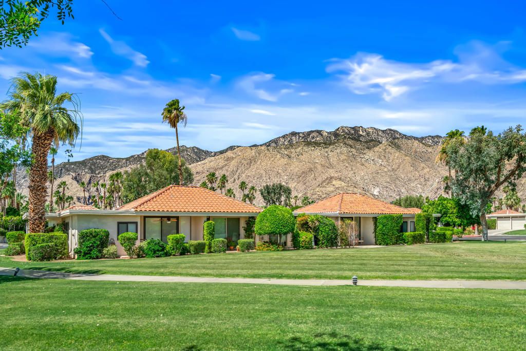657 N Palomar Circle, Palm Springs