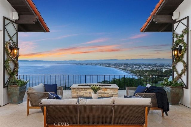1801 Via Arriba, Palos Verdes Estates.