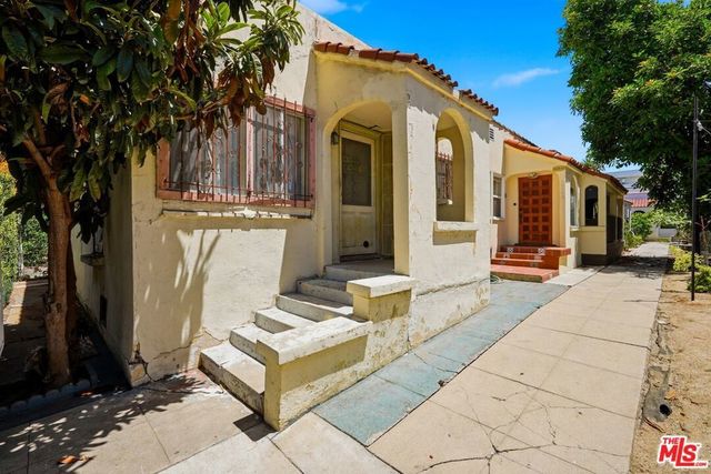 1410 N Serrano Avenue, Los Angeles