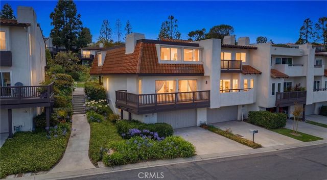12 Cypress Way, Rolling Hills Estates.