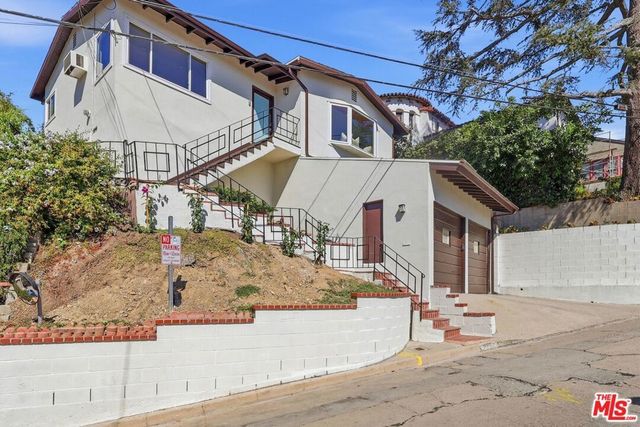 3907 Franklin Avenue, Los Angeles