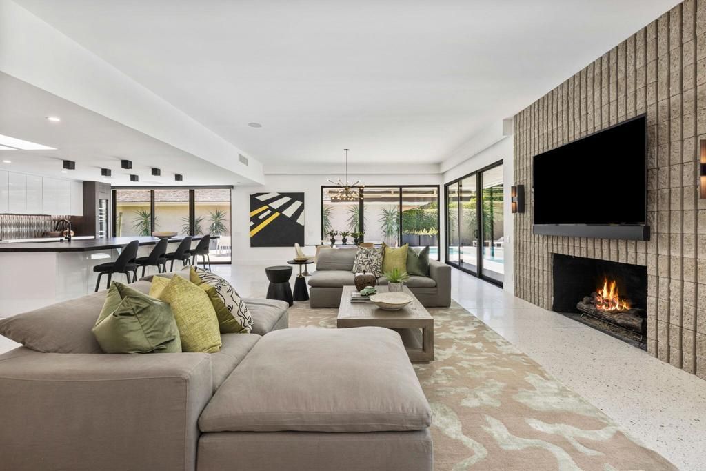 133 Columbia Drive, Rancho Mirage