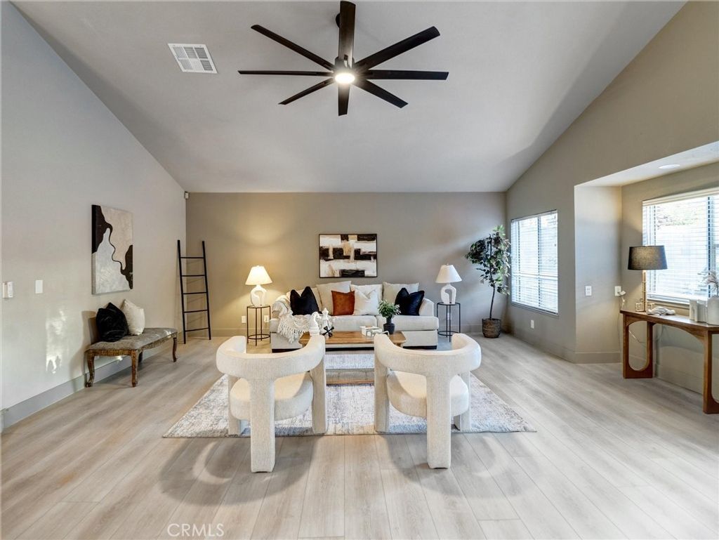 39685 Saint Michael, Palm Desert