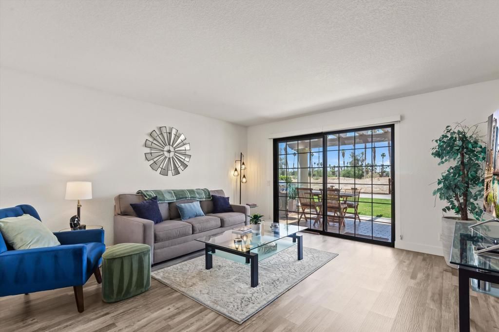 2700 E Mesquite Avenue # D17, Palm Springs