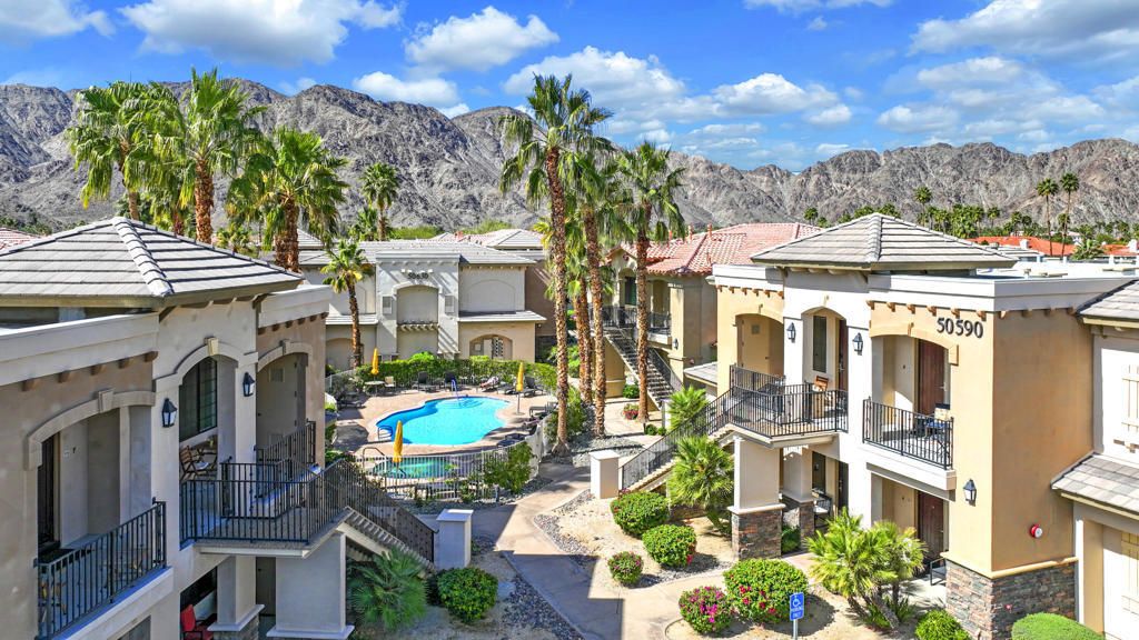 50610 Santa Rosa Plaza # 8, La Quinta