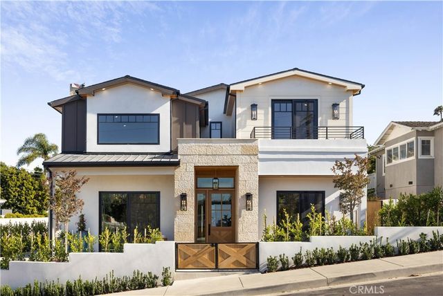 1658 5th, Manhattan Beach.